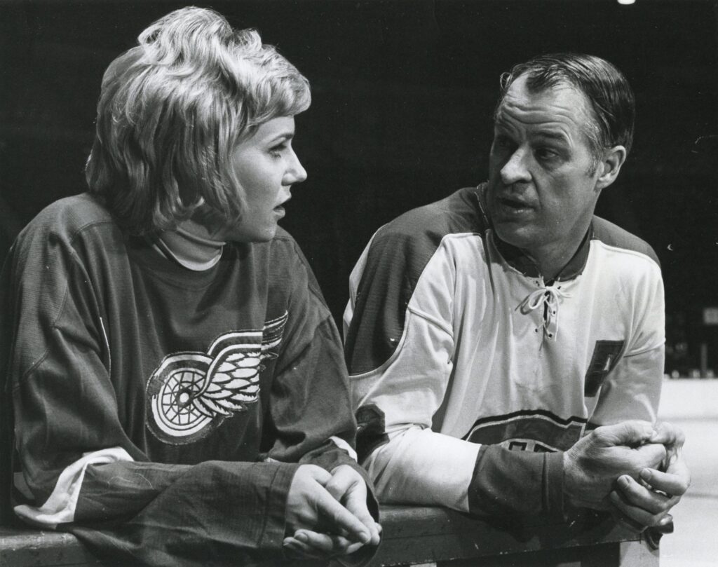 Anne and Gordie Howe on ice